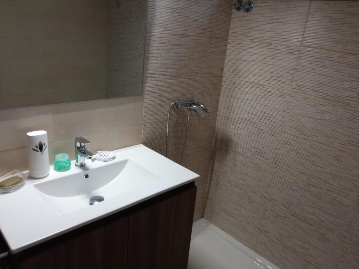 Casa Con Piscina Al Lado Del Mar En Viladesuso Villadesuso Luaran gambar